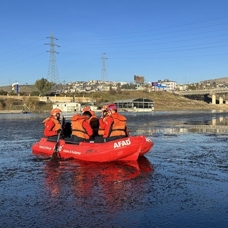 Kahramanmaraş'ta nehre düşen çocuğu arama çalışmaları sürüyor