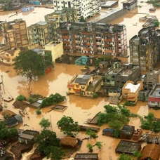 Tayland'ın güneyini sel vurdu