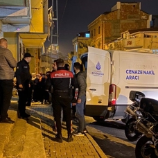 Arnavutköy'de silahla vurulan çocuk hayatını kaybetti