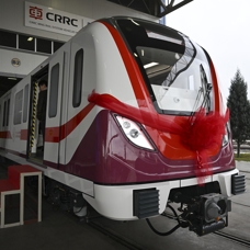 İstanbul Havalimanı Metrosu'nun sürücüsüz yerli tren seti raylara çıkmaya hazır 