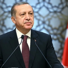 Başkan Erdoğan Mehmetçik Vakfına 65 bin TL bağışladı