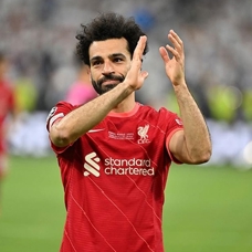 Liverpool'un yıldızı Salah sahada golleriyle, saha dışında Gazze'ye desteğiyle parlıyor