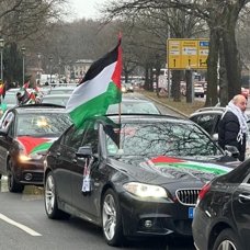 Berlin'de konvoyLu Gazze protestosu edildi