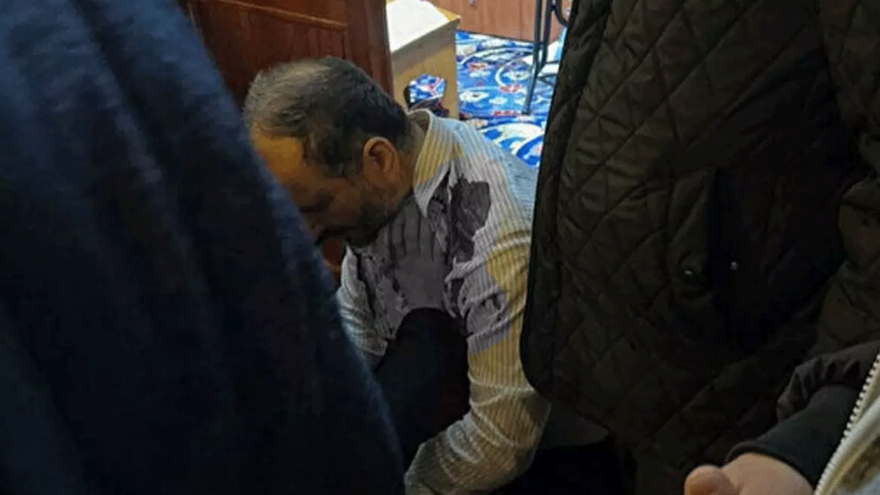 Fatih Camii imamına bıçaklı saldırı: Zanlı Ö.S gözaltına alındı 
