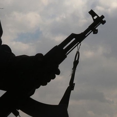 Terör örgütünde çözülme sürüyor! 2 PKK'lı terörist teslim oldu