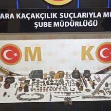 Ankara'da 3 bin 759 adet tarihi obje ve 63 sikke ele geçirildi