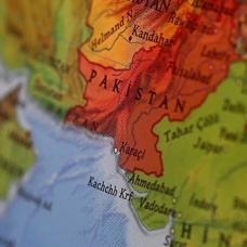 Pakistan'dan İran'a tepki 