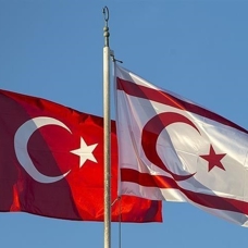 Türkiye'den KKTC polisine malzeme desteği