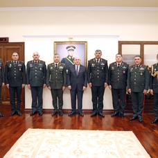 Bakan Güler, Azerbaycan Silahlı Kuvvetlerinde görevli generalleri kabul etti 