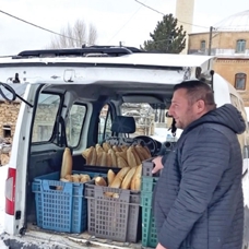 Kar altında ekmek yolculuğu