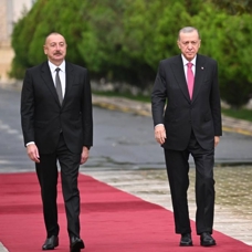 Aliyev'den Başkan Erdoğan'a asrın felaketinin 1. yılında dayanışma mesajı