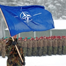 NATO'da Rusya alarmı! Avrupa'ya 'silah üretimini arttırın' talimatı