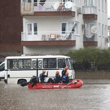 Antalya'daki şiddetli yağışta 1 kişi hayatını kaybetti 