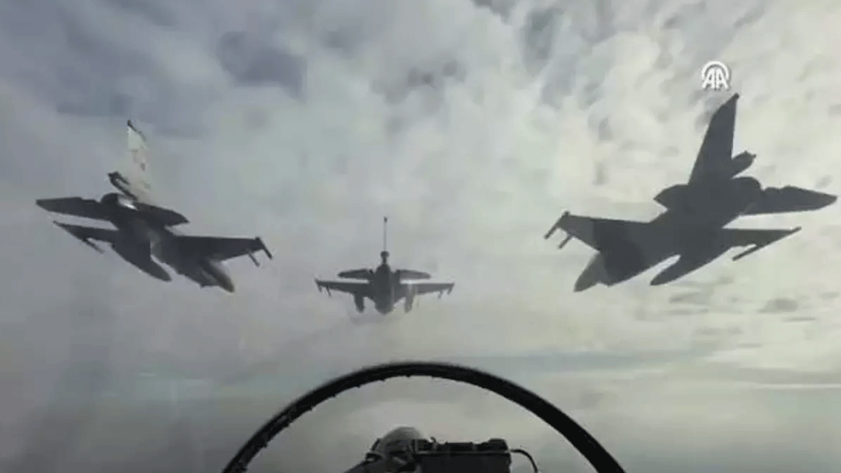 NATO'dan Türkiye paylaşımı! Türk F-16'larına gururlandıran görev!