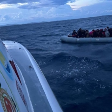 Çanakkale açıklarında 19'u çocuk 46 düzensiz göçmen yakalandı