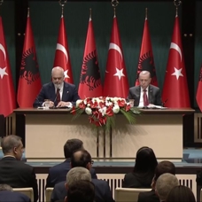 Başkan Erdoğan: Hedefimiz ticaret hacmini 2 milyar dolara çıkarmak
