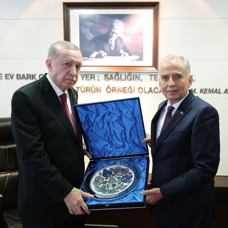 Başkan Erdoğan, Denizli Valisi Coşkun ile Büyükşehir Belediye Başkanı Zolan'ı kabul etti 
