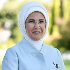 Emine Erdoğan, Berat Kandili'ni kutladı