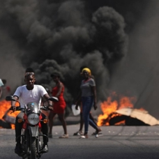 Haiti'de yüzlerce mahkum firar etti 
