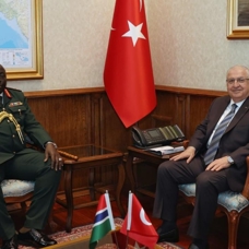 Milli Savunma Bakanı Güler, Gambiya Genelkurmay Başkanı ile görüştü 