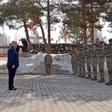 Milli Savunma Bakanı Güler, Irak sınırında inceleme ve denetlemelerde bulundu