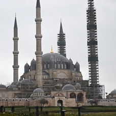 Türk-İslam mimarisinin gözbebeği Selimiye Camisi ihtişamıyla 449 yıldır ilgi görüyor