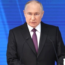 Putin kesin olmayan ilk sonuçlara göre devlet başkanlığı seçimini kazandı