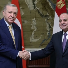 Mısır limanını Türkiye'ye satabilir