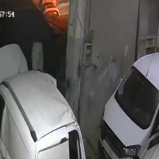 Tatvan'da sobaya dökülen tinerin parlaması ile 1 kişi hayatını kaybetti