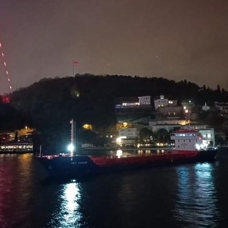 İstanbul Boğazı gemi trafiğine yeniden açıldı 