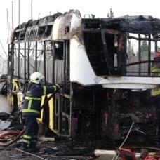 Bursa'da yangın: Otobüsler alev alev yandı