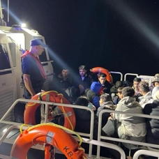 Muğla açıklarında 25 düzensiz göçmen yakalandı
