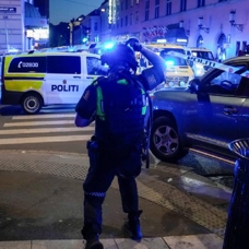 Norveç polisi camilere yönelik tehditlerin artması sonucu silahlandı 