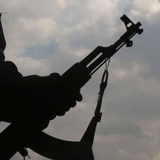 çözülme sürüyor: 2 PKK'lı terörist daha teslim oldu 