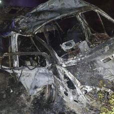 Minibüs uçuruma devrilip yandı: 3 ölü, 18 yaralı