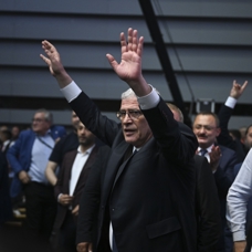 İYİ Parti'de Genel Başkan Müsavat Dervişoğlu oldu