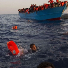 Atlantik Okyanusu'nda facia: 51 düzensiz göçmen kayıp 