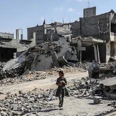 İsrail Gazze'ye saldırdı: 33 Filistinli şehit oldu