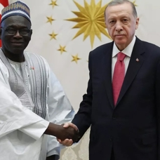 Başkan Erdoğan, Gambiya Cumhurbaşkanı ile görüştü