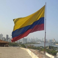 Kolombiya'da silahlı örgütden hükümete tehdit: Fidye için adam kaçırırız