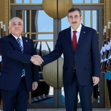 Azerbaycan Başbakanı Asadov Türkiye'de!