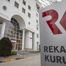 Rekabet Kurulu'ndan İstanbul'daki bazı liselere 21,3 milyon lira ceza