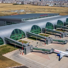 Diyarbakır Havalimanı nisan ayında 177 bin 926 yolcuya hizmet verdi