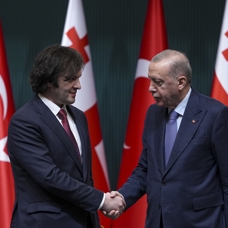 Gürcistan Başbakanı'ndan Başkan Erdoğan'a övgü dolu sözler! 'Liderliğini örnek alıyoruz'