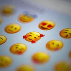 iPhone'lara yeni gelecek emojiler ortaya çıktı